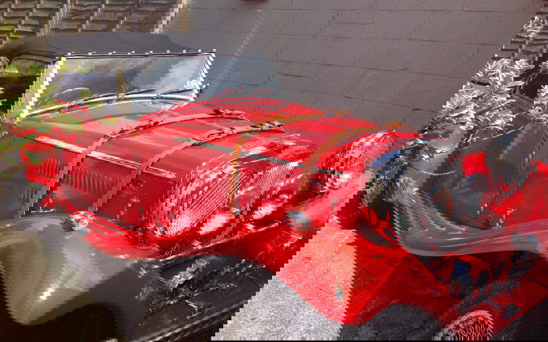 Falcon on Tourer (Jaguar SS100 Replica)