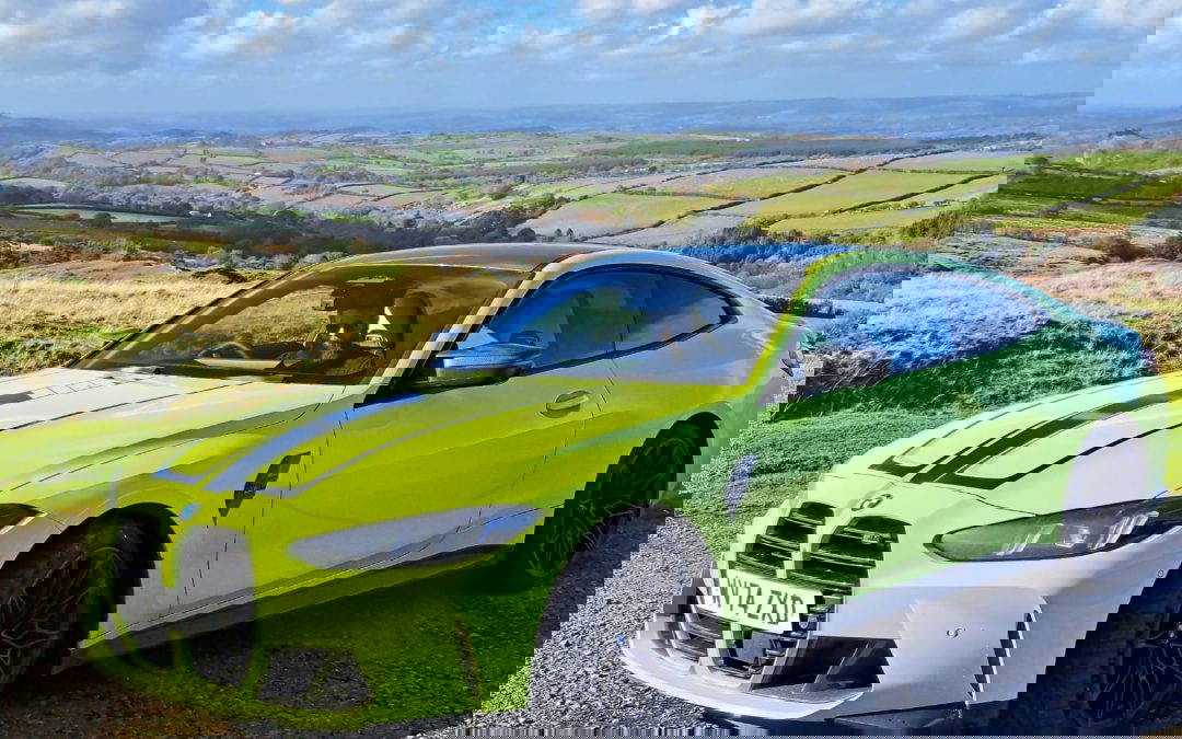 BMW M4 Competition X-Drive