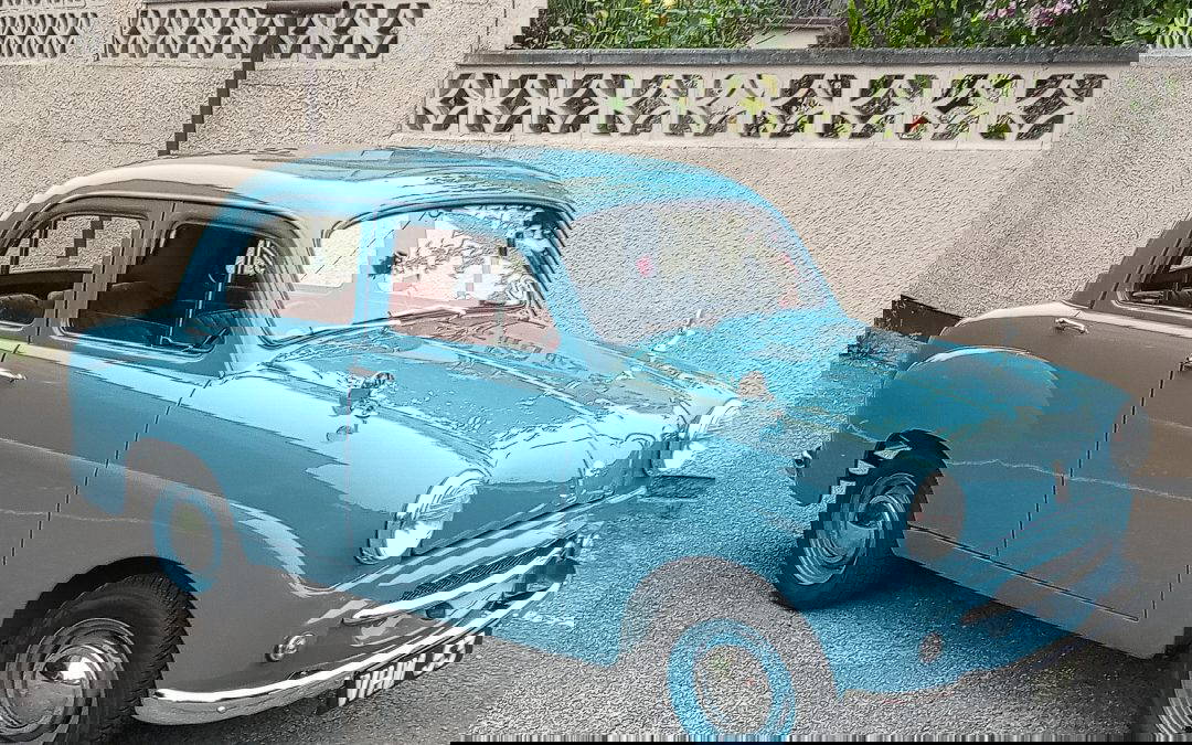 Standard Eight Super