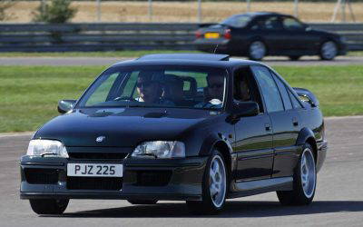 Lotus Carlton