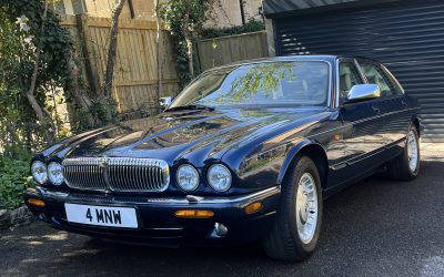 Daimler XJ V8