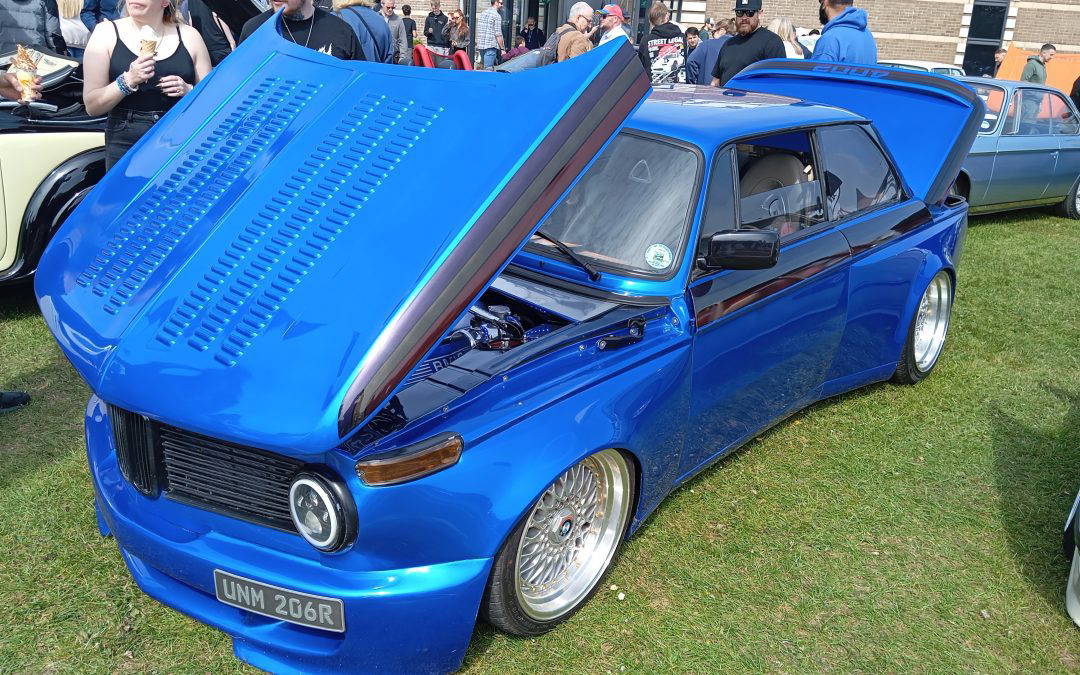 BMW 1502