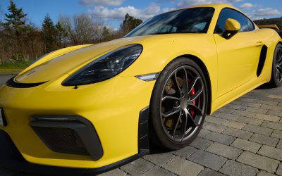 Porsche 718 GT4
