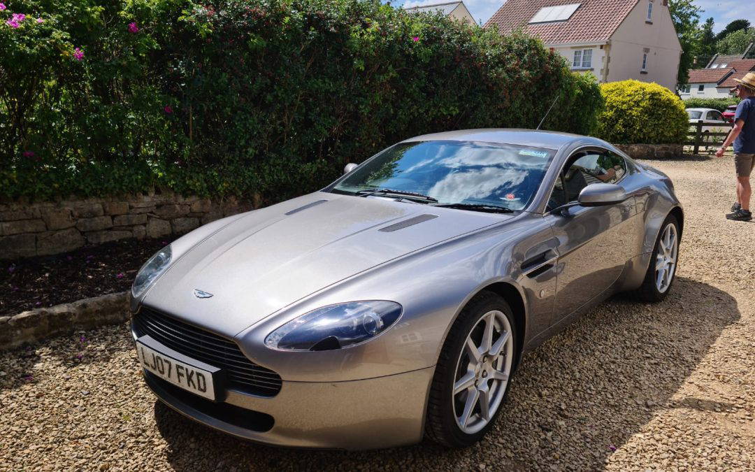 Aston Martin Vantage