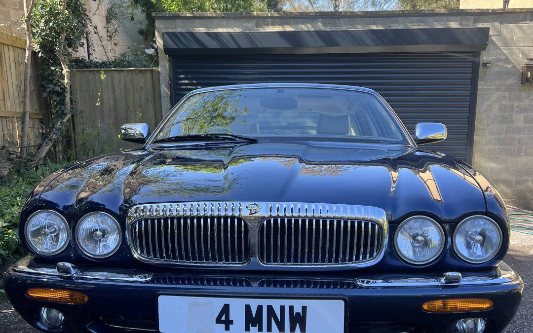 Daimler 4.0 v8 LWB