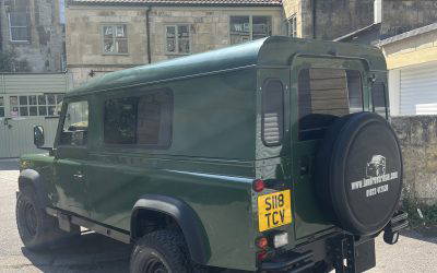 Land Rover Defender 110
