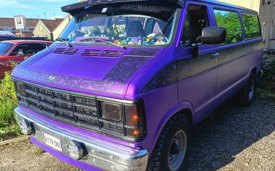 Dodge b250